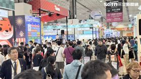 台北旅展現場人潮。（圖／記者李育道攝影）