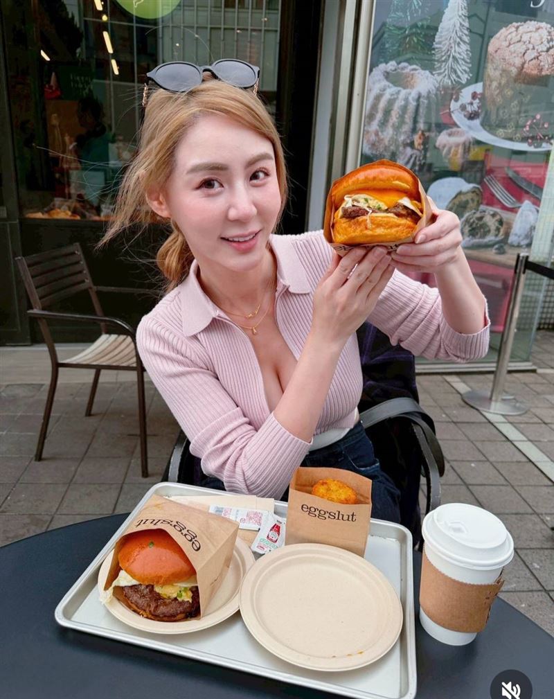 短今好身材被看光。（圖／翻攝自IG）