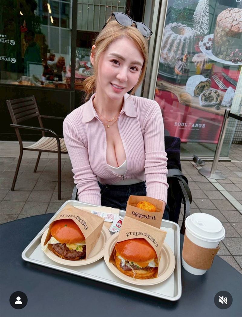 短今好身材被看光。（圖／翻攝自IG）