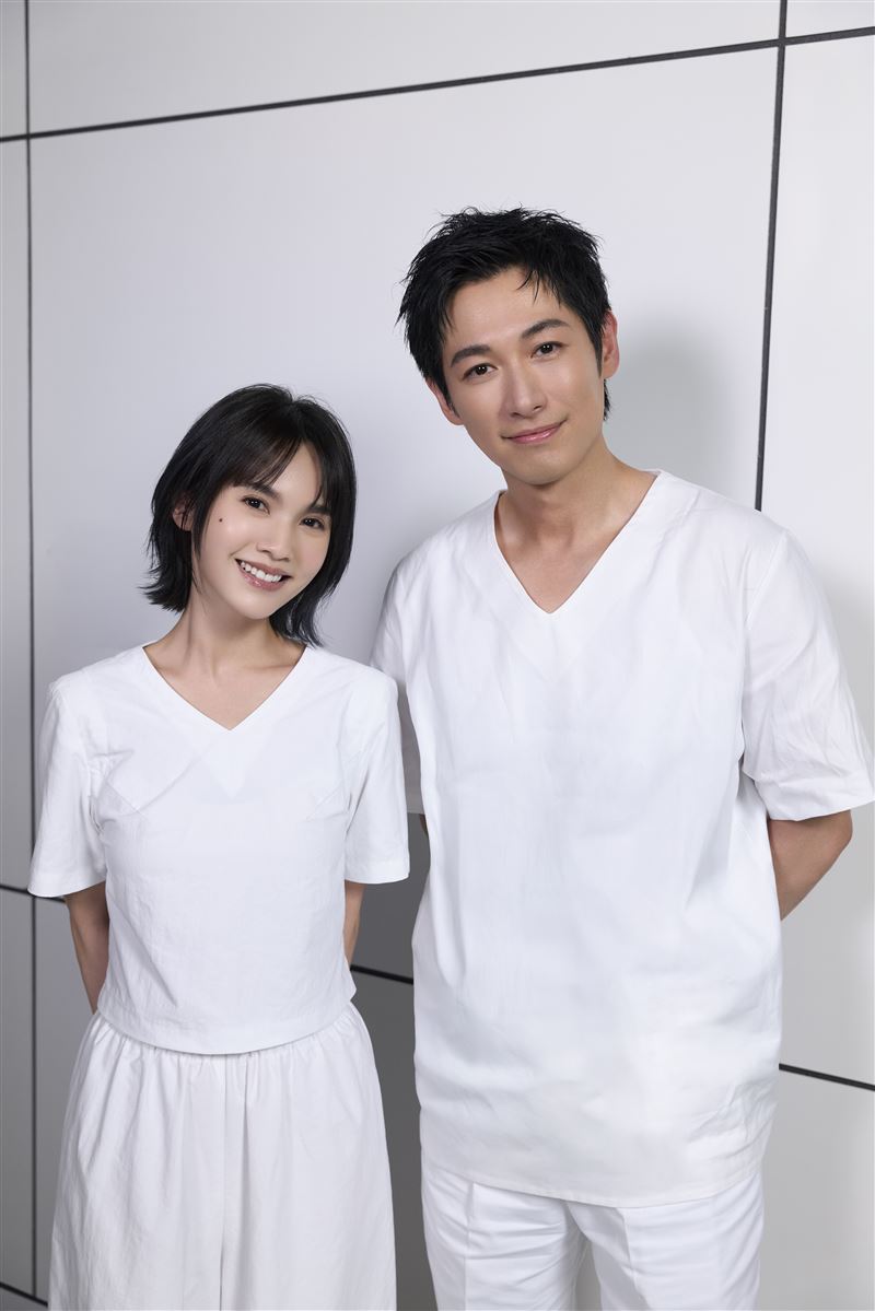 楊丞琳新歌找藤岡靛出演男主角。（圖／索尼音樂提供）