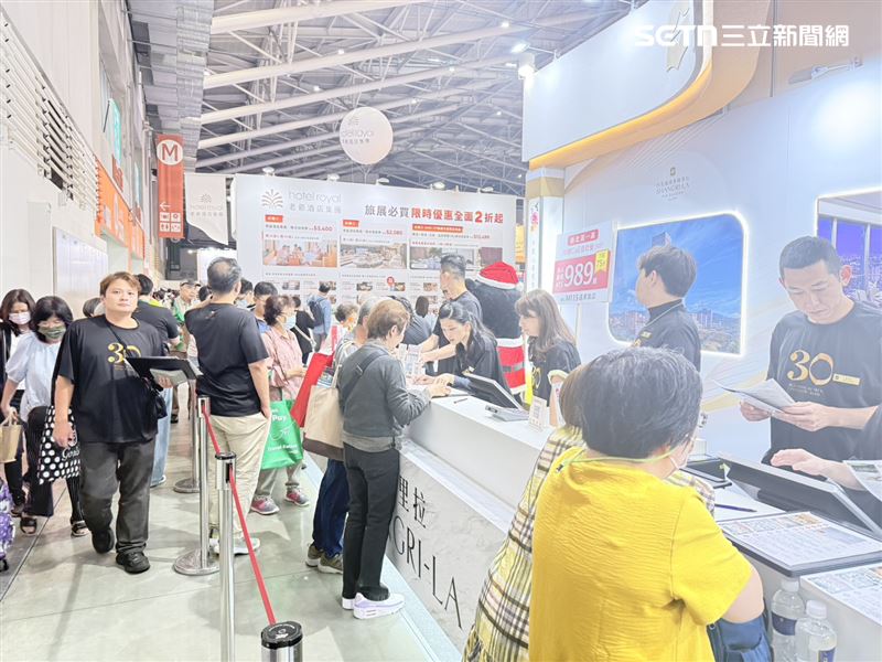 台北遠東香格里拉與館外餐廳Mega50截至下午5點止，首日業績即突破1,000萬元，預期四天實體展期可望上看4,000萬元。（圖／記者李育道攝影）