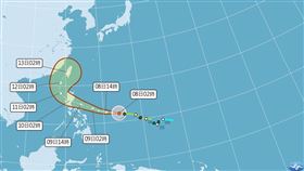  鳳凰颱風轉中颱，最新路徑再西修。（圖／中央氣象署）