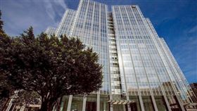 凱基金公布10月自結財務數據，單月稅後獲利為新台幣（以下同）47.49億元，前10月累計稅後獲利238億元，每股盈餘1.37元。受惠於AI產業前景推升市場信心，旗下銀行、證券、以及壽險三大業務，同步交出穩健又亮眼的成績單。（圖／凱基金）