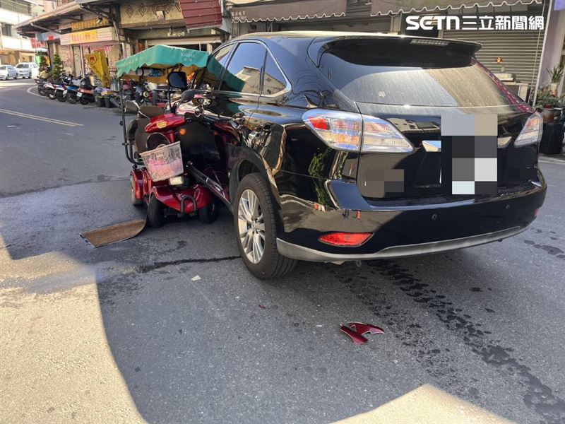 南投埔里鎮發生死亡車禍，99歲阿嬤看病回家路上挨撞，送醫不治。（圖／翻攝畫面）