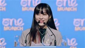 黃捷前往德國參加 One Young World 世界青年領袖峰會，榮獲「年度政治人物獎」。（圖／黃捷國會辦公室提供） 