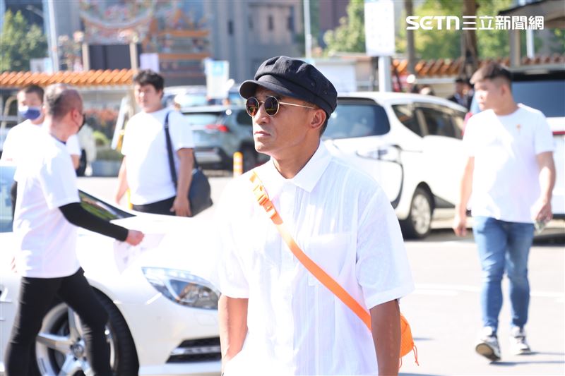 小馬神情哀莫致意。（圖／記者鄭孟晃攝影）