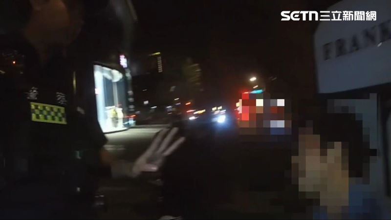 北市陳男與泰國籍男子科查蓬在信義商圈當街鬥毆。（圖／翻攝畫面）