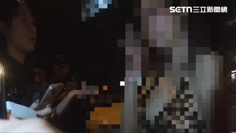 北市陳男與泰國籍男子科查蓬在信義商圈當街鬥毆。（圖／翻攝畫面）