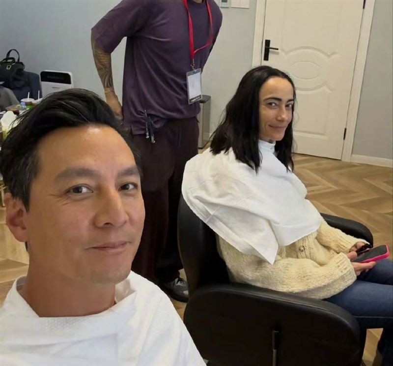 吳彥祖（左）同框妻子被說有夫妻臉。（圖／翻攝自IG）