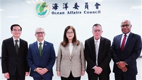 海洋委員會主任委員管碧玲7日於高雄接見馬紹爾群島、巴拉圭、斐濟三國駐聯合國常任代表訪問團。（圖／海洋委員會提供）
