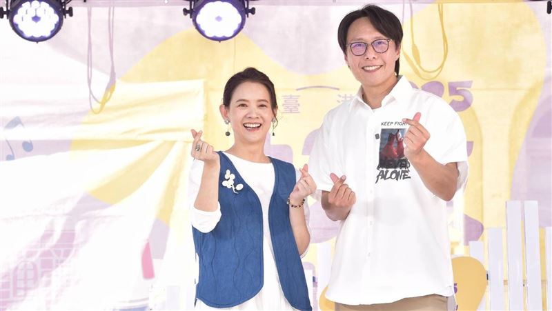 才升格當爸　金鐘男星突宣布拋家棄女現身