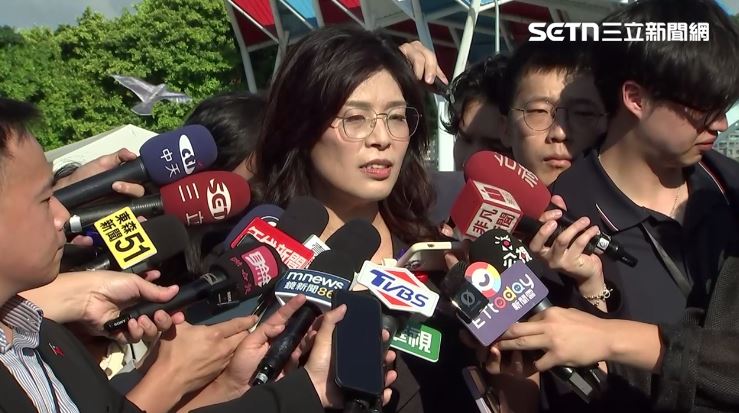 媒體報導指鄭麗文上任後有意駐美代表處裁撤，鄭麗文駁斥。(資料圖／翻攝照片)