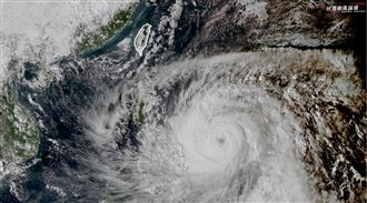 鳳凰颱風吞下菲律賓！面積是好幾個台灣