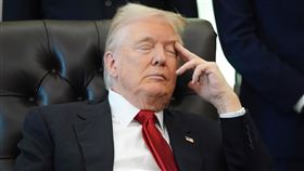 川普打瞌睡。（圖／美聯社／達志影像）