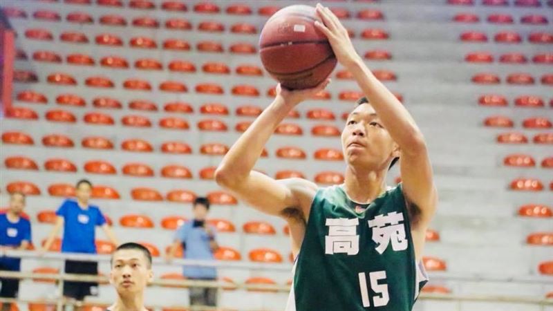 孫御斌過去曾是HBL勁旅高苑工商前鋒。（圖／翻攝自下半場臉書粉絲專頁）