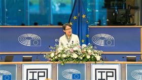 林佳龍部長陪同蕭美琴副總統應邀前往歐洲🇪🇺出席 #對中政策跨國議會聯盟IPAC 布魯塞爾年會發表演講。（圖／取自外交部）