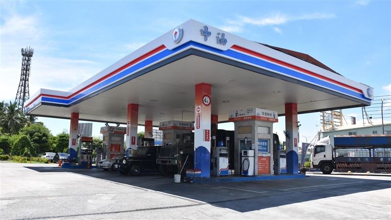 加油可等等！中油：明日起汽油調降0.2元