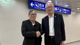 副總統蕭美琴7日在歐洲議會發表演說，駐歐盟兼比利時代表謝志偉、外交部政務次長吳志中付出不少努力。圖為2人今年8月合照。（圖／翻攝吳志中臉書）