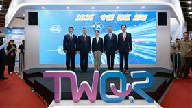 副總統蕭美琴今（9）日參觀「2025 台北國際金融博覽會」。（圖／總統府提供）