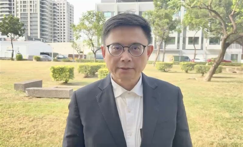 賴瑞隆呼籲鄭麗文應該要慎思，不要因為親中而傷害台美關係。（圖／賴瑞隆提供）