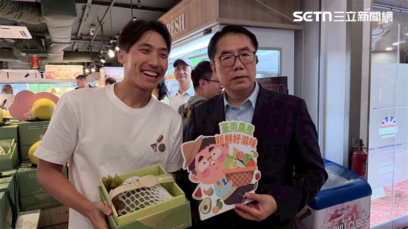 新加坡大胃王Zermatt Neo（梁照遠）助陣推廣。（圖／南市府提供）