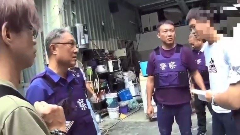 新興分局聯合台南警方在永康區逮捕黃姓男子。（圖／翻攝畫面）