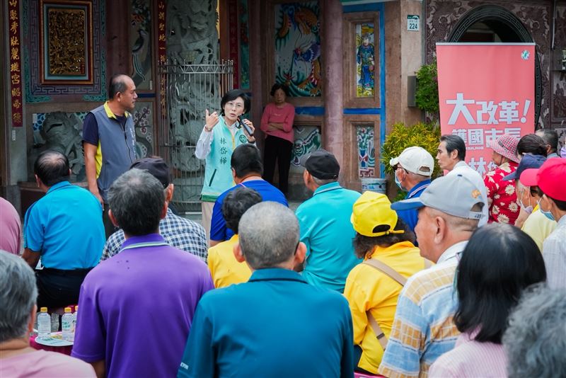 走進旗山、聽見每一位鄉親的聲音　林岱樺打造更貼心的照護網。（圖／林岱樺辦公室提供）