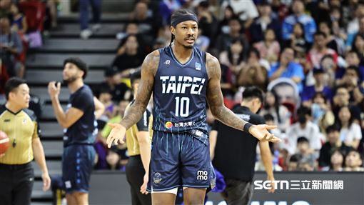 古德溫向裁判「吐口水」　吃1.5萬元罰單