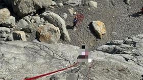 蘇花公路象鼻隧道再傳溺水　62歲女遭浪捲走「緊急吊掛」仍不治（圖／翻攝自今日花蓮臉書）