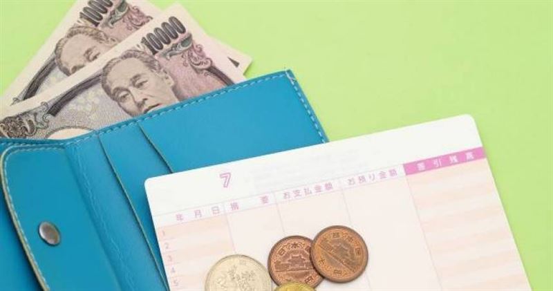 養寵物花掉4百萬！35歲啃老女「靠1招」狂吸血，老父退休金慘剩一半。（示意圖／photoAC）