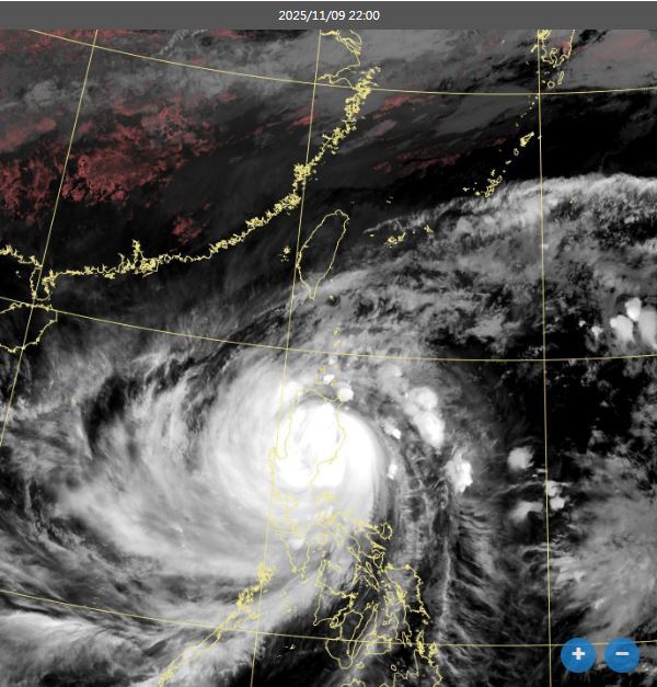 氣象署9日晚間10時發布的衛星雲圖。（圖／翻攝自交通部中央氣象署）