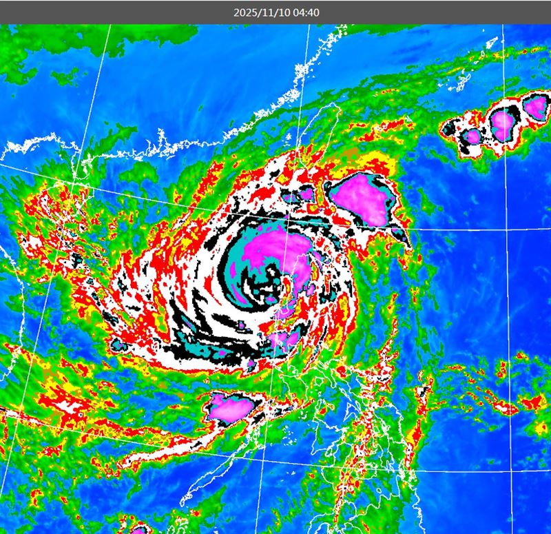 中央氣象署指出，最快今午發布海上颱風警報，明日不排除發布陸警。（圖／中央氣象署）