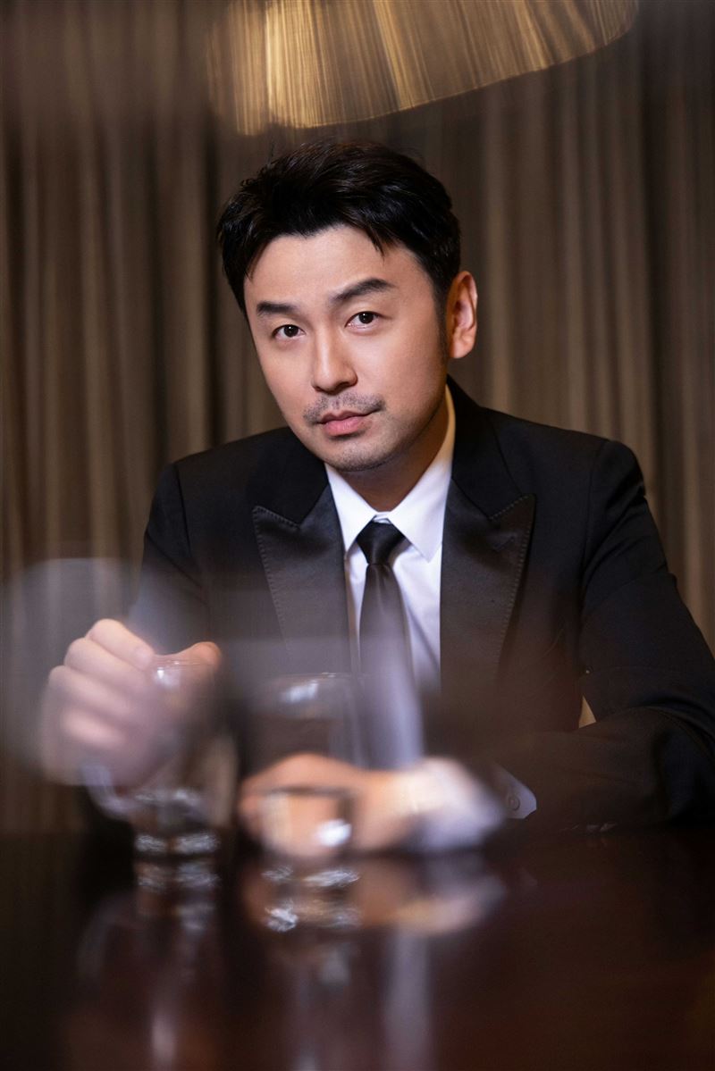 雷佳音身上有種「反差萌」的親切感。（圖／LiTV、雷佳音工作室提供）