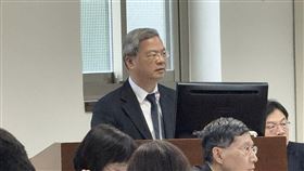 針對「放水4,000家」質疑，龔明鑫今強調：依《產創條例》第70條，是否追回補助由主管機關認定「情節重大」。經濟部已訂認定要點並設審查委員會逐案審。超時加班等輕微違規不列重大；連續再犯、故意或重大傷亡才追繳。（圖／記者師瑞德攝影）