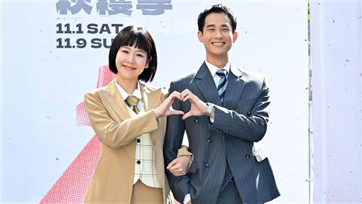 台八男神浪漫求婚　合體未婚妻比心放閃