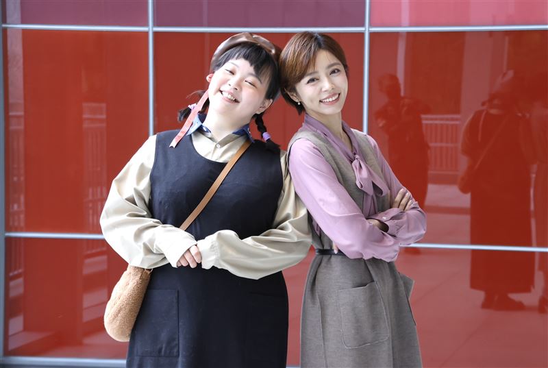 王瞳（右）目前和宮美樂（左）同居。（圖／記者鄭孟晃攝影）