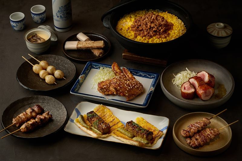 「福岡之夜・雞肉酒場 by Shun」套餐共包括3款串燒、5道一品料理、1道主食。（圖／品牌業者提供）