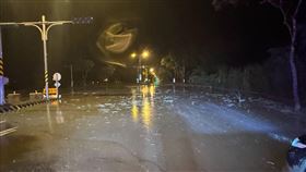 花蓮、堰塞湖、溢流、徐榛蔚、停班課（圖／翻攝畫面）