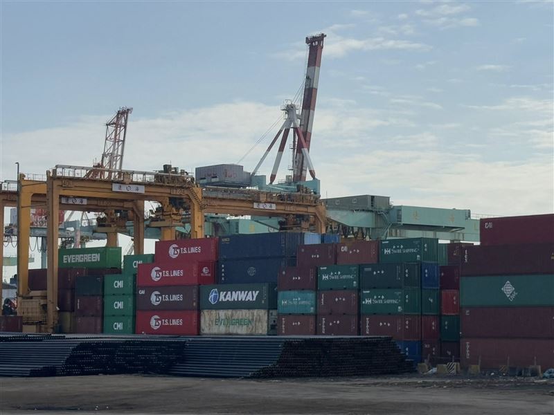 近期傳出烏克蘭將同意美國調停計劃，達成停戰協議，若如此，散裝航運格局會重新評估。（圖／記者師瑞德攝影）