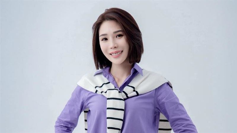 馬郁雯為這事 颱風天竟讓李正皓跪算盤?