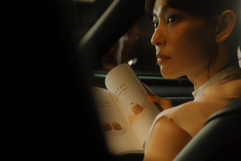 姚以緹形容自己角色是「核彈級前女友」。（圖／公視+提供）