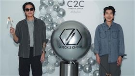 網紅CEO森田（右）攜手「最帥營運長」VIc陳雋希為「愛的結晶」舉辦性別趴。（圖／快電商提供）