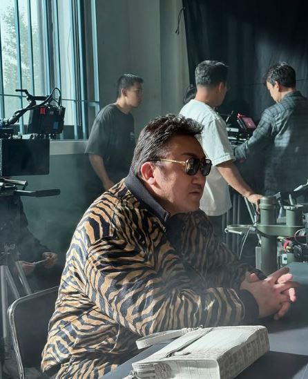 《十二使者》由馬東石主演，但劇情節奏鬆散、特效粗糙引發批評，最終收視率僅2.4％收場。（圖／翻攝自馬東石IG）