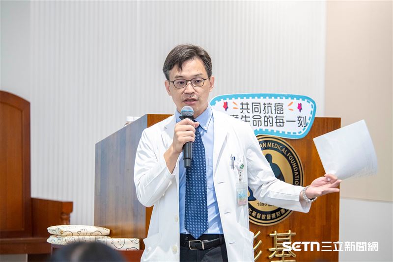 外科部主任王秉彥指醫師出，早期肺癌無明顯症狀，建議高風險族群可以透過早期篩檢與治療提升存活率。（圖／院方提供）