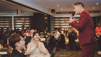 她從小愛江國賓到大！本尊驚喜現身婚禮