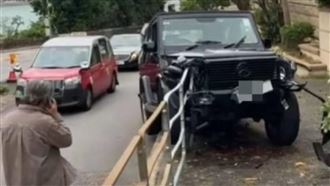 名導車禍「賓士車頭卡進欄杆」肇事原因曝