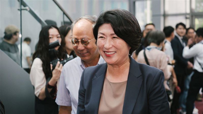 饒慶鈴過往失控片段遭挖。（記者／楊士宜攝影）