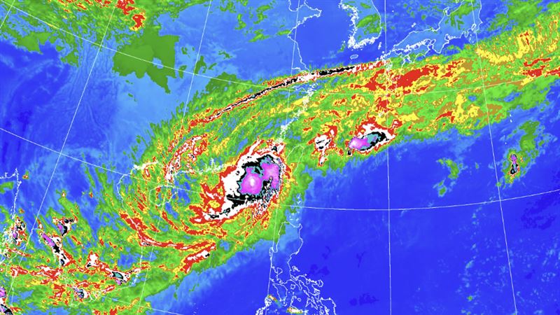 鳳凰颱風估高屏登陸！共伴發威3地先炸雨
