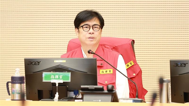 陳其邁坐鎮颱風會議！網狂刷「那4個字」