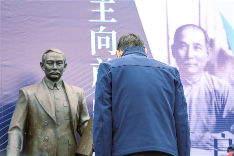 朱立倫紀念國父孫中山誕辰紀念日（圖／翻攝自朱立倫臉書）